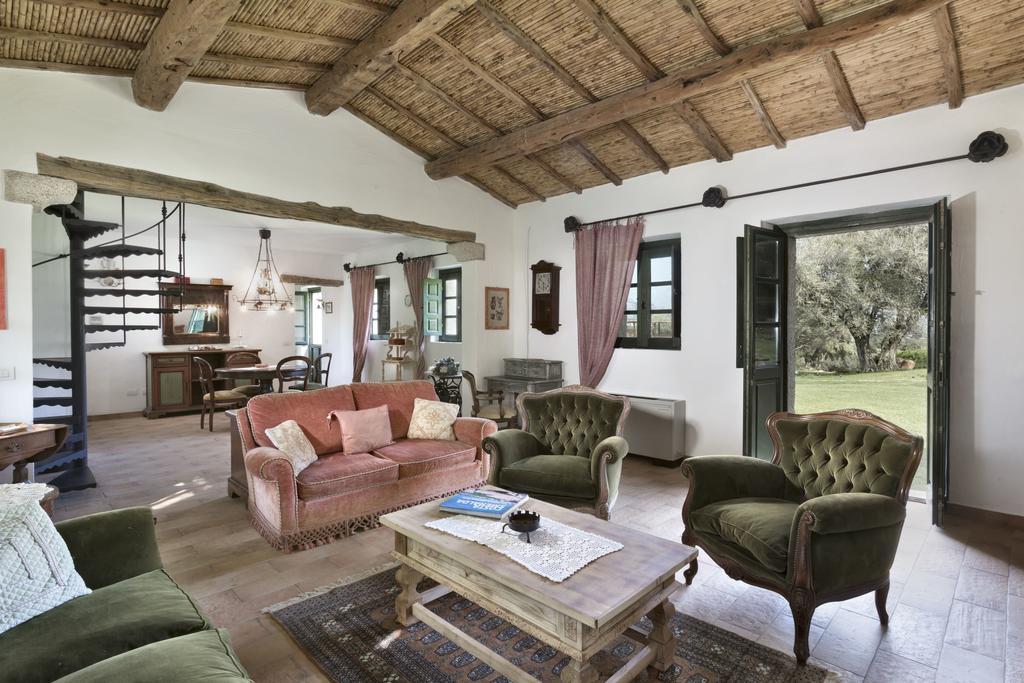 Stazzo Lu Ciaccaru Hotel 4*